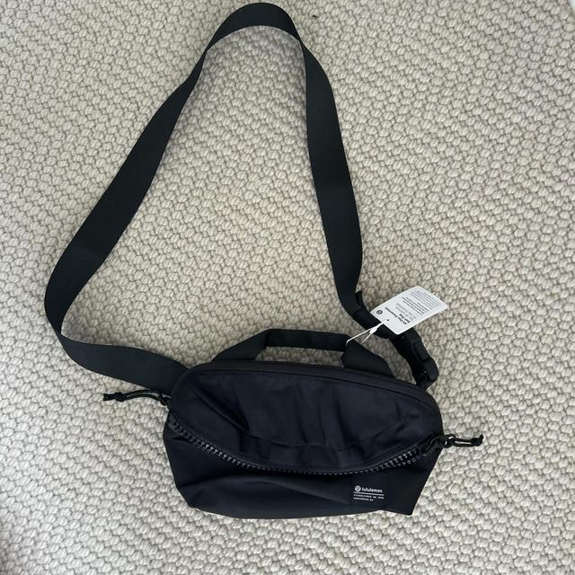 Lululemon Kids' Crossbody bags - Black on Productcaster.