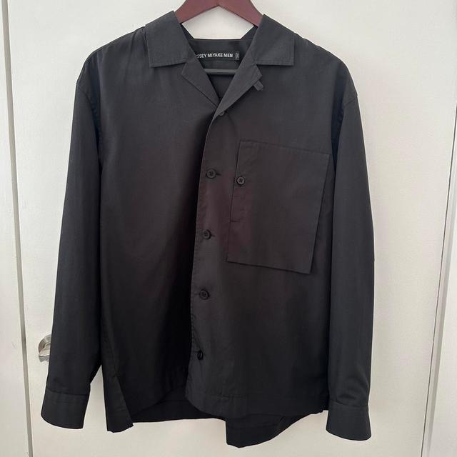 Issey Miyake Men's Shirt - Black - M on Productcaster.