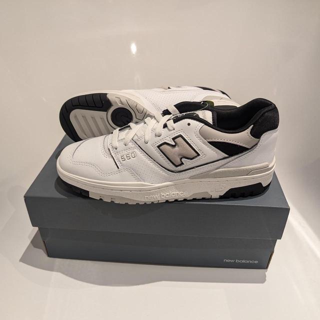 New Balance Men's Trainers - Grey/White - UK 8.5 on Productcaster.