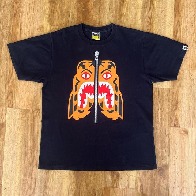 BAPE Men's T-shirt - Black - M on Productcaster.