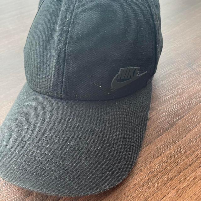 Nike Men's Hat - Black on Productcaster.