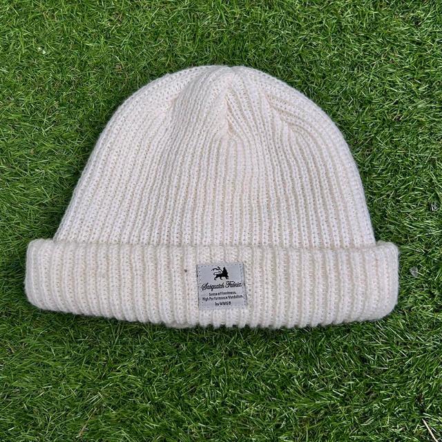 Sasquatchfabrix Men's Beanies - White/Cream on Productcaster.