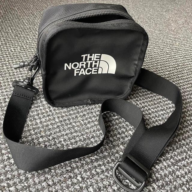 The North Face Women's Crossbody bags - Black on Productcaster.