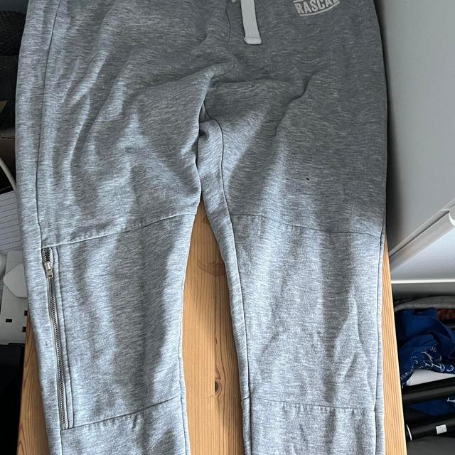 Kids' Sweatpants - Grey on Productcaster.