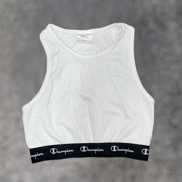 Champion Women's Crop top - Black - XS on Productcaster.