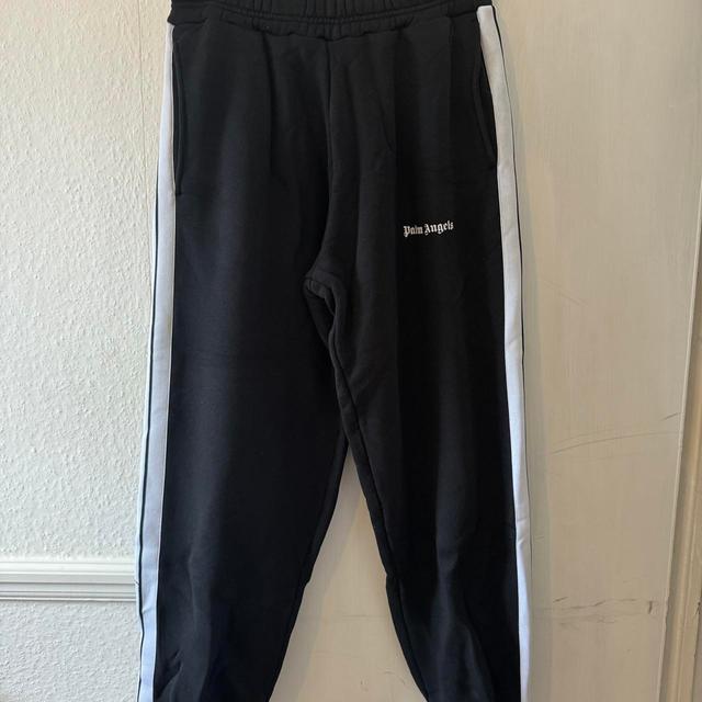 Palm Angels Men's Sweatpants - Black/White - M on Productcaster.