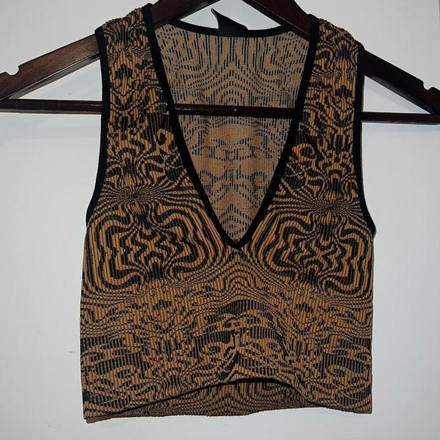 Urban Outfitters Women's Crop top - Black/Brown - 6 on Productcaster.