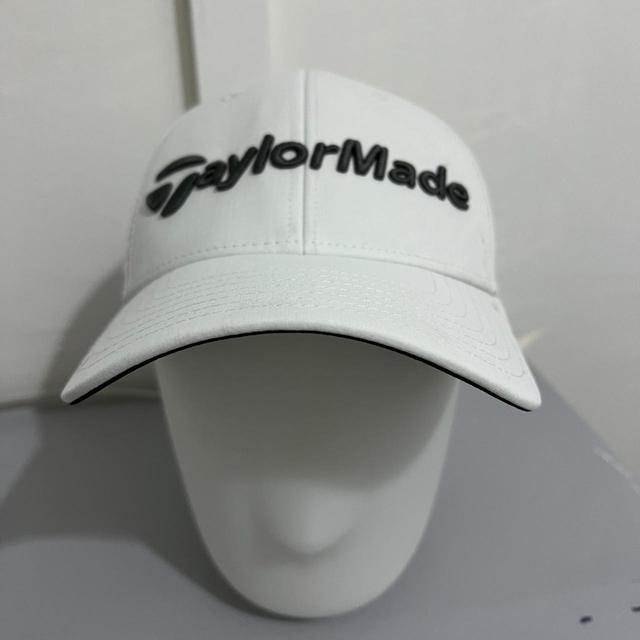 TaylorMade Men's Outdoors Hat - White on Productcaster.