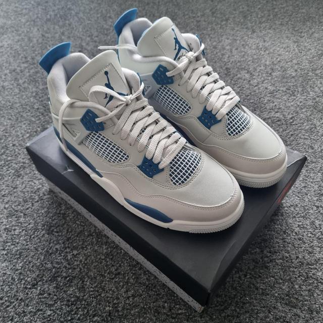 Jordan Men's Trainers - Cream/Blue - UK 10 on Productcaster.