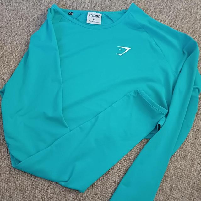 Gymshark Women's Crop top - Blue/Green - 6 on Productcaster.