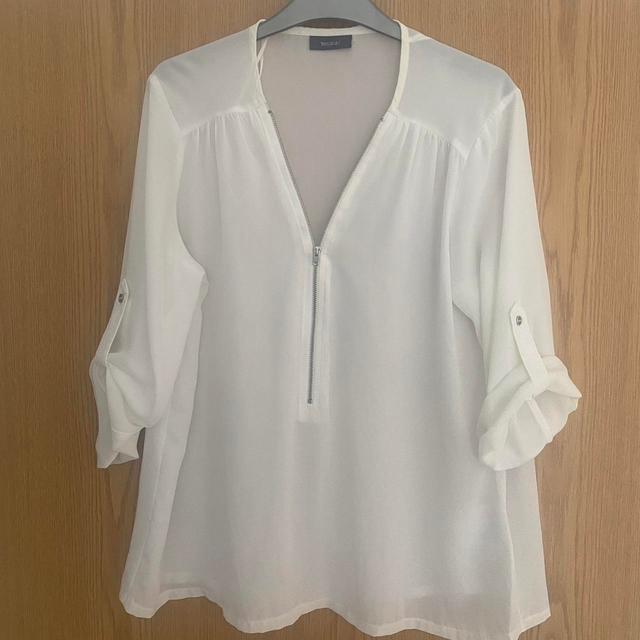 C&A Women's Blouse - White - 14 on Productcaster.