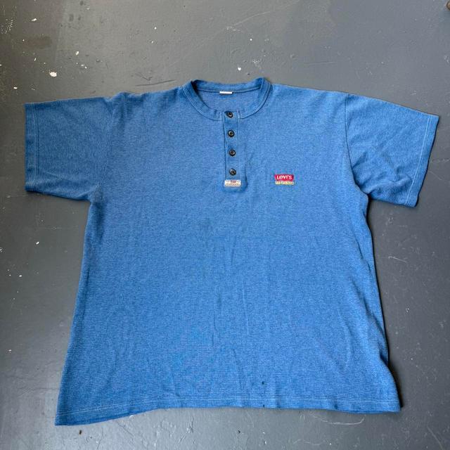 Levi's Men's T-shirt - Blue - XL on Productcaster.