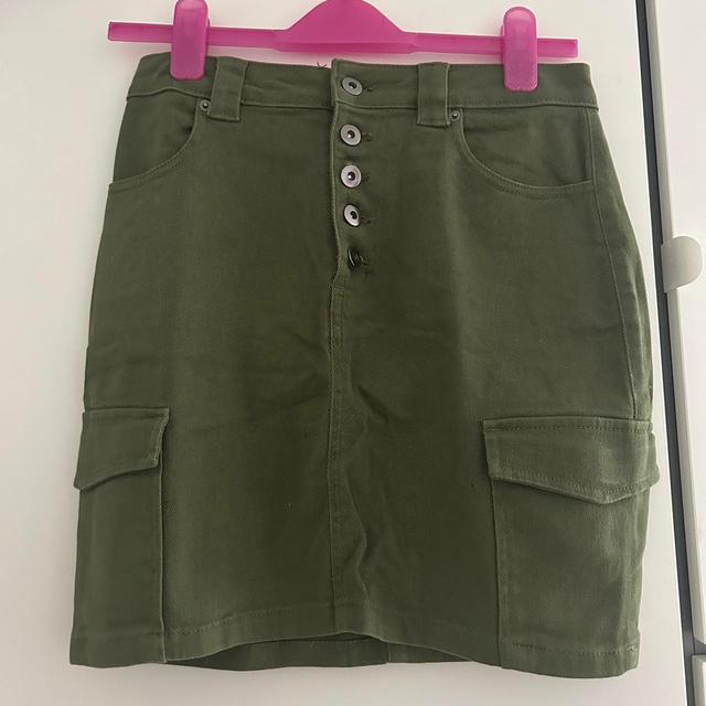 H&M Women's Summer Skirt - Green - UK 10 on Productcaster.