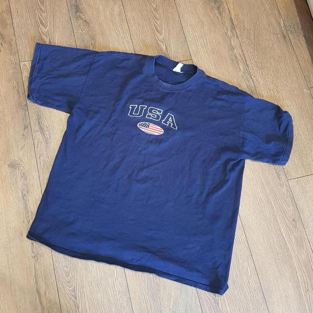 Vintage Men's T-shirt - Red/Navy - XL on Productcaster.