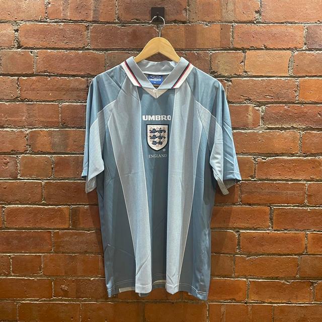 Umbro Men's T-shirt - Grey - XL on Productcaster.