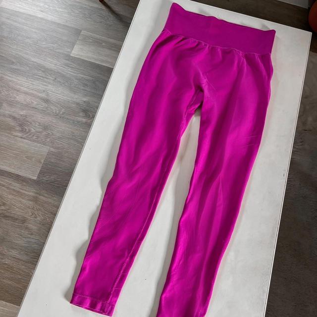 SHEIN Women's Leggings - Pink - S on Productcaster.