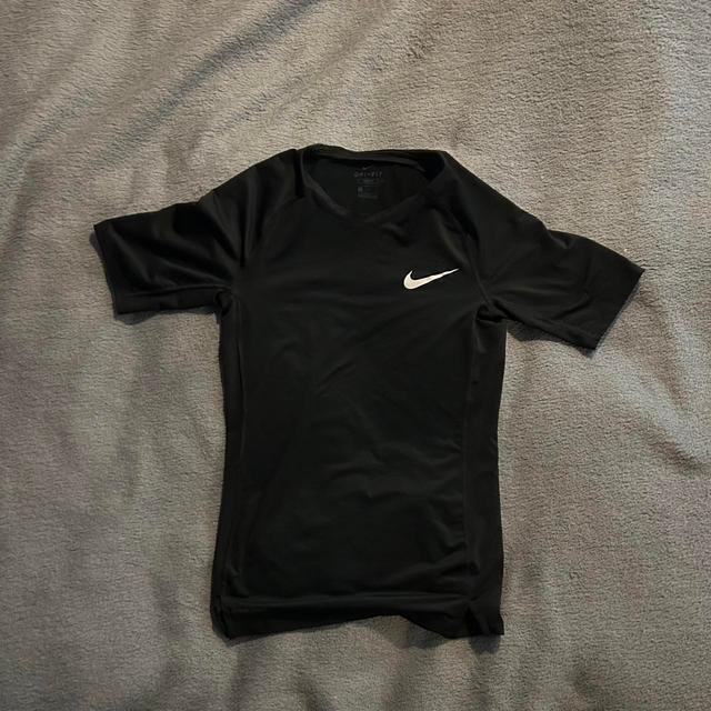 Nike Men's T-shirt - Black - S on Productcaster.