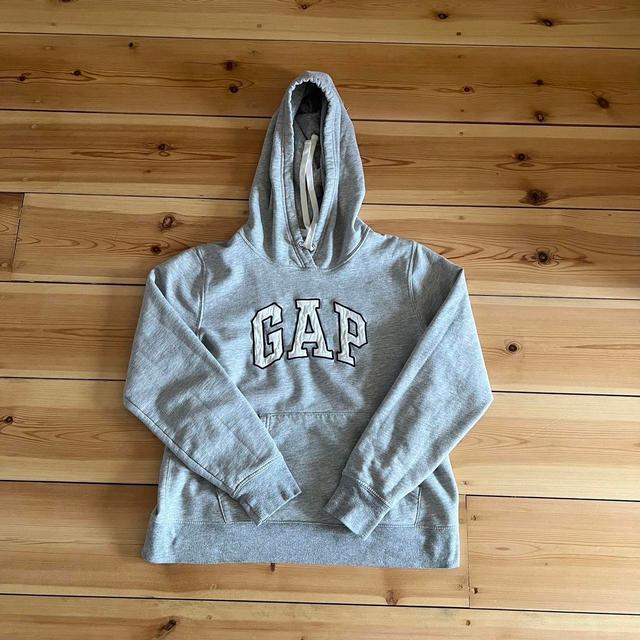 Gap Women's Hoodie - Grey - 6 on Productcaster.