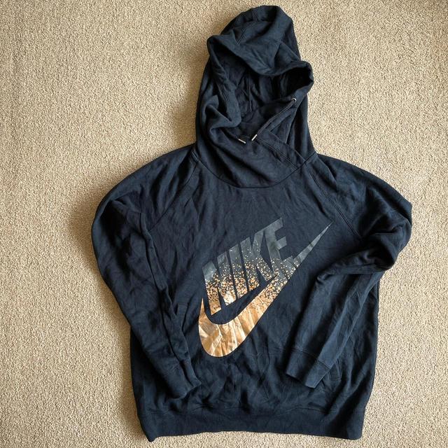 Nike Women's Hoodie - Black - L on Productcaster.