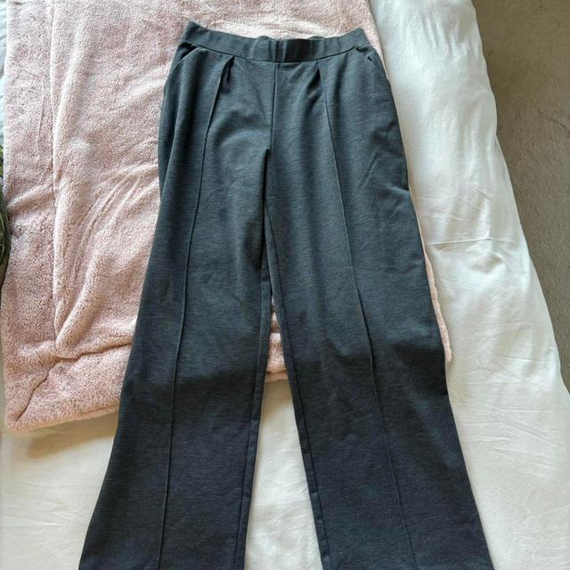 H&M Women's Trousers - Grey - UK 12 on Productcaster.