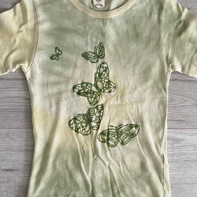 Urban Outfitters Women's T-shirt - Green/Yellow - 8 on Productcaster.