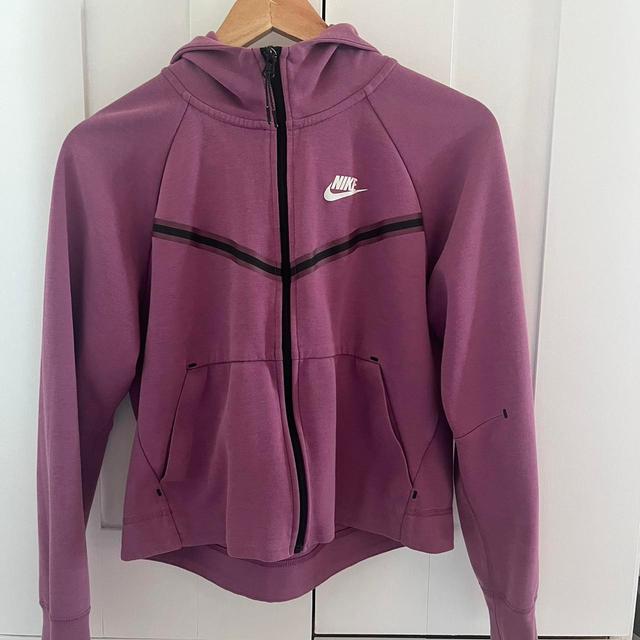 Nike Women's Jumper - Purple - S on Productcaster.