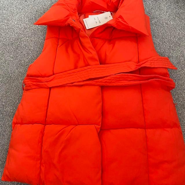 & Other Stories Women's Gilet - Orange/Red - UK 8 on Productcaster.