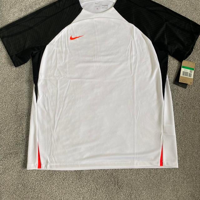 Nike Men's T-shirt - White/Black - XL on Productcaster.