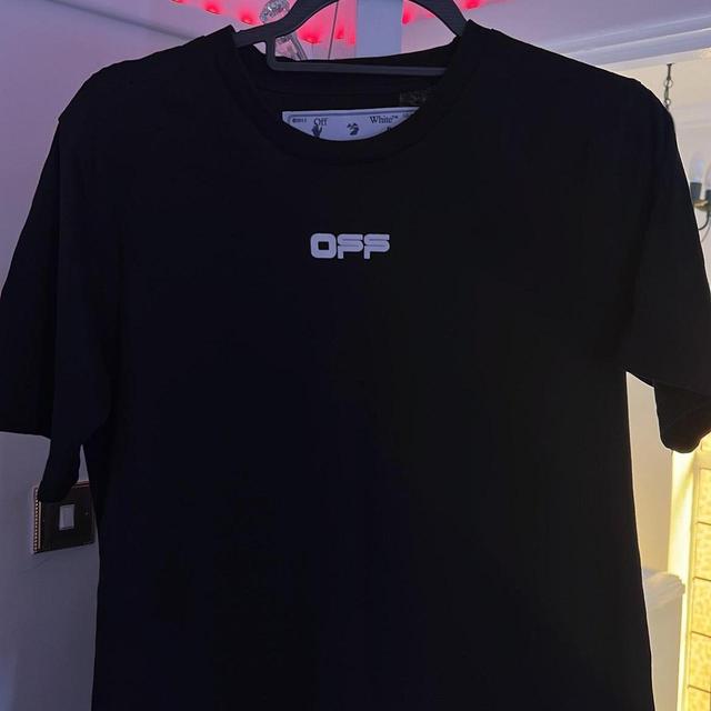 Off-White Men's T-shirt - Black - S on Productcaster.