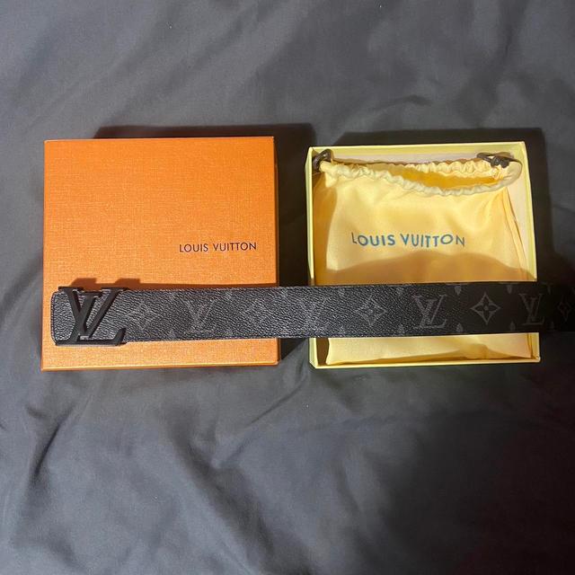 Louis Vuitton Men's Belt - Black on Productcaster.