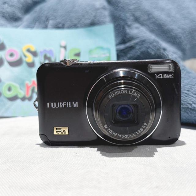 Fujifilm Digital cameras - Black on Productcaster.