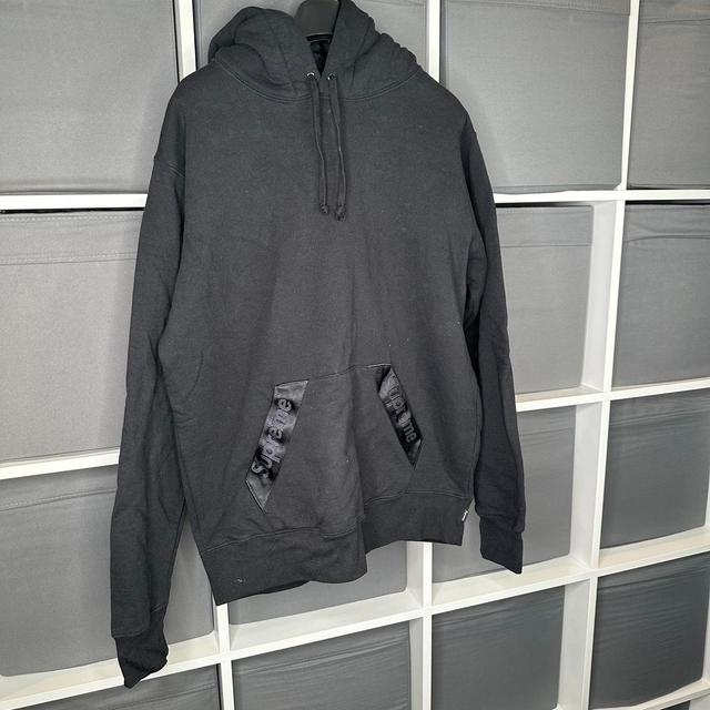 Supreme Men's Hoodie - Black - M on Productcaster.