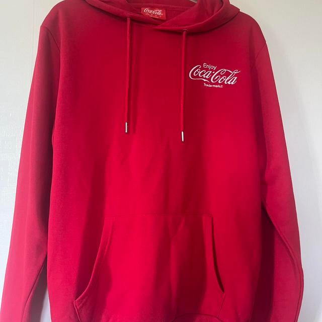 Coca-Cola Men's Hoodie - Red - M on Productcaster.