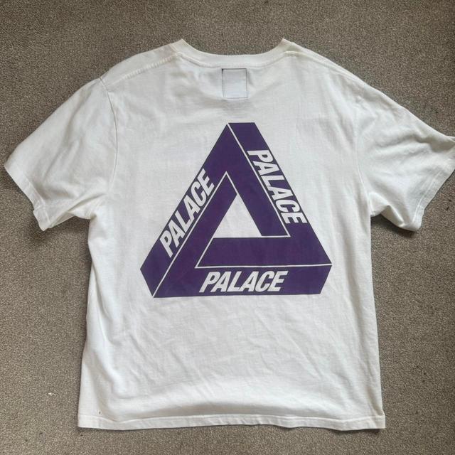 Palace Men's T-shirt - White - L on Productcaster.