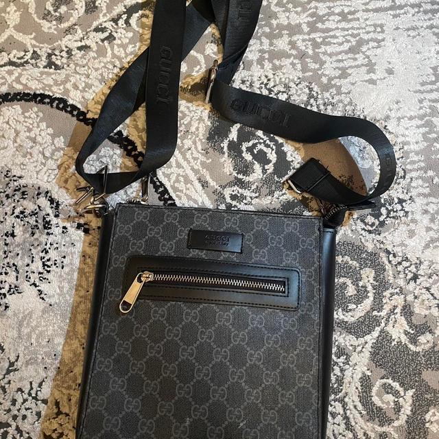 Gucci Men's Bag - Black on Productcaster.