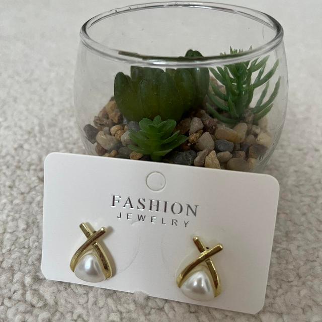 Women's Earrings - Gold/White on Productcaster.