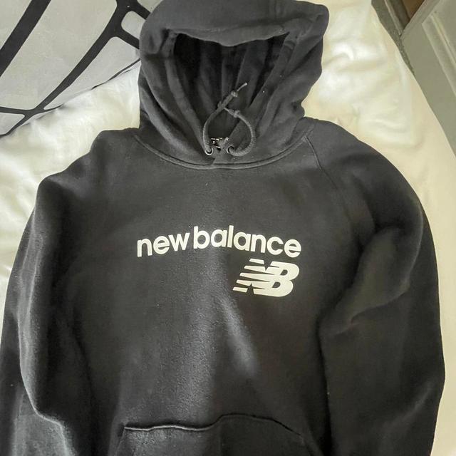 New Balance Men's Hoodie - Black - S on Productcaster.