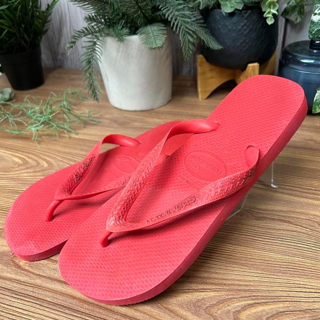 Havaianas Men's Flip flops - Red - UK 9 on Productcaster.