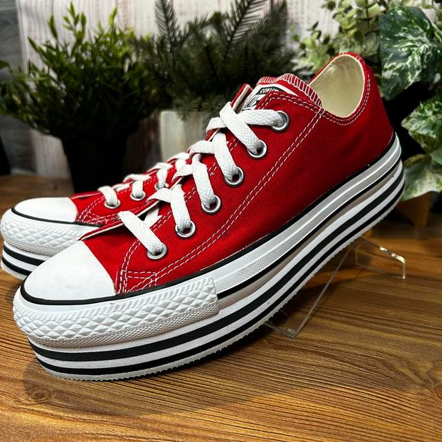 Converse Women's Trainers - Red - UK 5.5 on Productcaster.