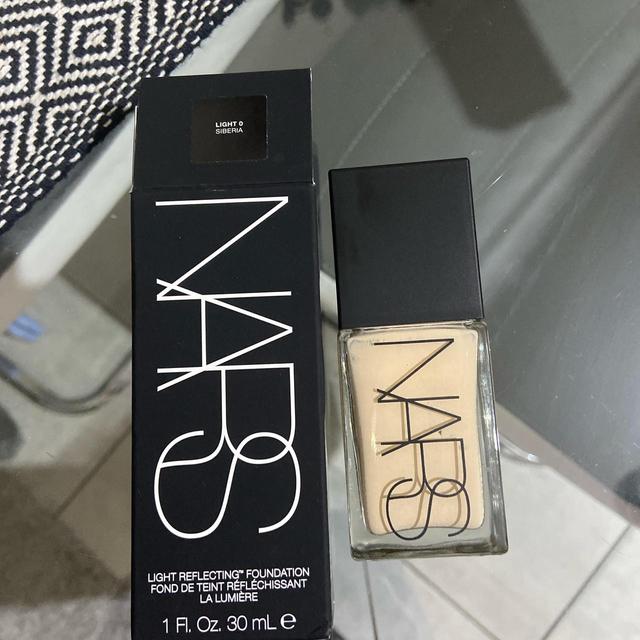 NARS Foundation - Tan/Cream on Productcaster.