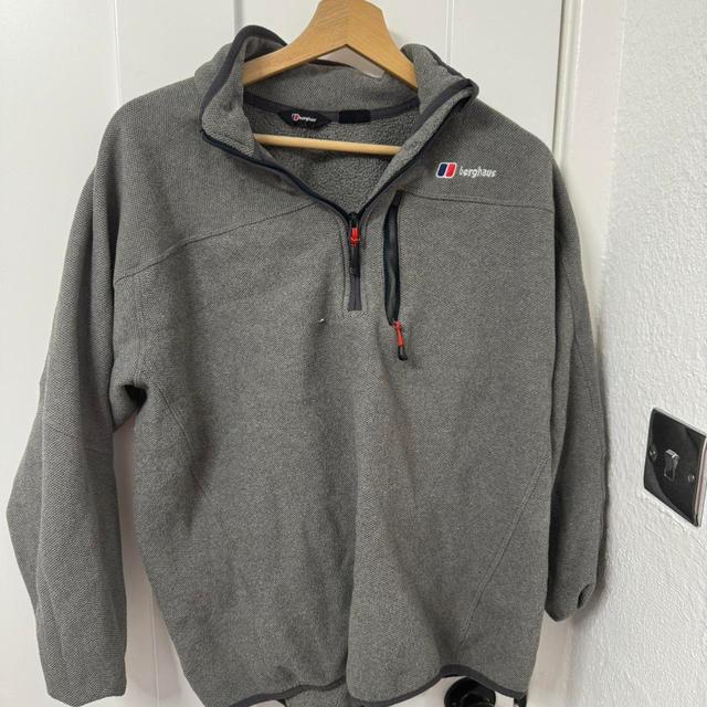 Berghaus Men's Sweatshirt - Grey - L on Productcaster.