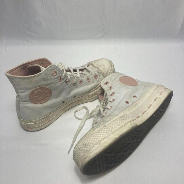 Converse Women's Trainers - White - UK 5 on Productcaster.