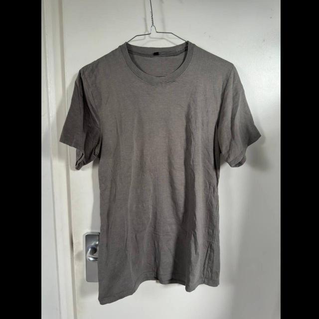 Muji Women's T-shirt - Grey - S on Productcaster.