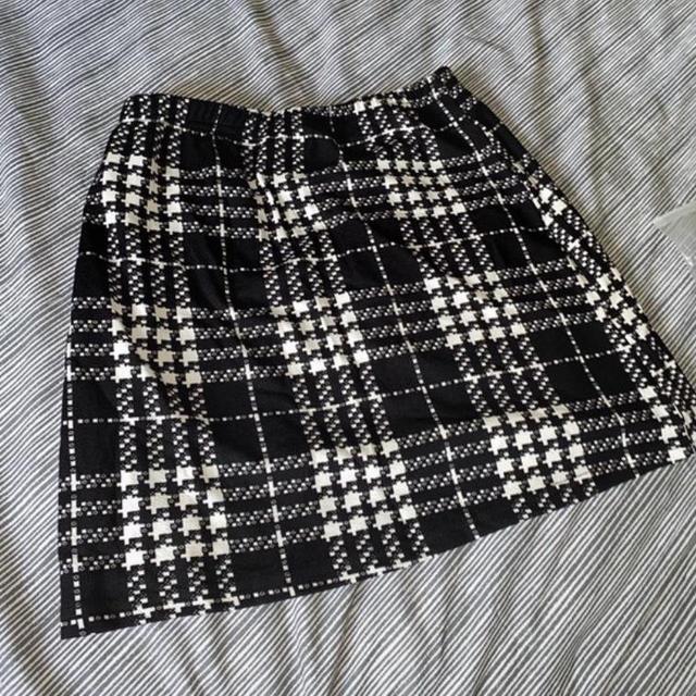 Women's Skirt - Black/Multi - UK 12 on Productcaster.