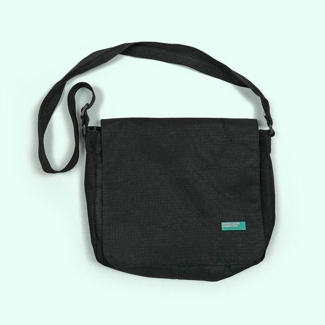 United Colors of Benetton Women's Crossbody bags - Black on Productcaster.