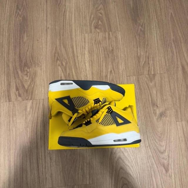 Jordan Men's Trainers - Yellow - UK 8 on Productcaster.