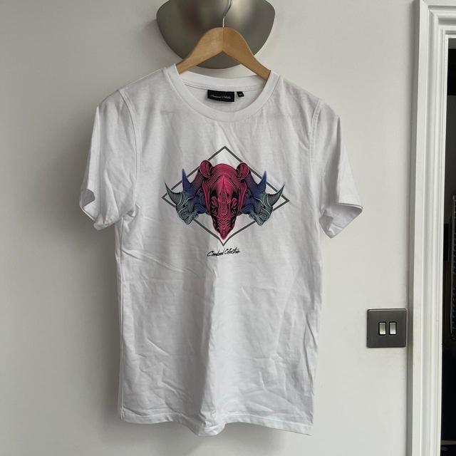 Men's T-shirt - White - XL on Productcaster.