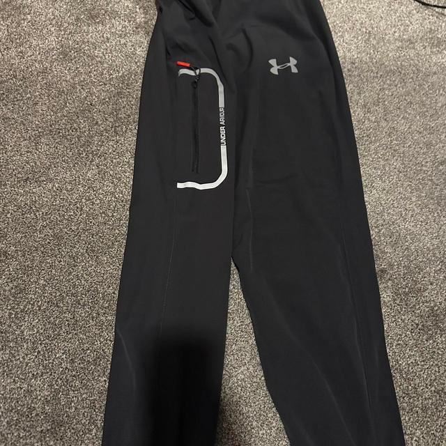 Under Armour Men's Trousers - Grey - S on Productcaster.