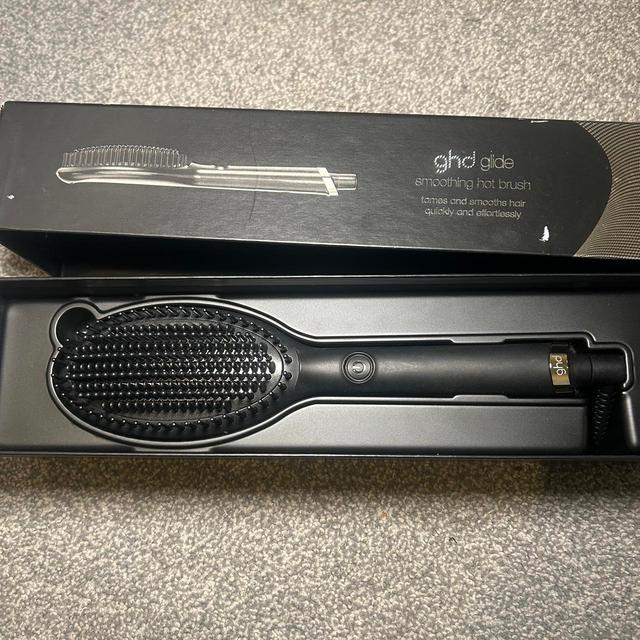 ghd Haircare - Black on Productcaster.