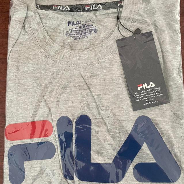 Fila Men's T-shirt - Grey - XXL on Productcaster.